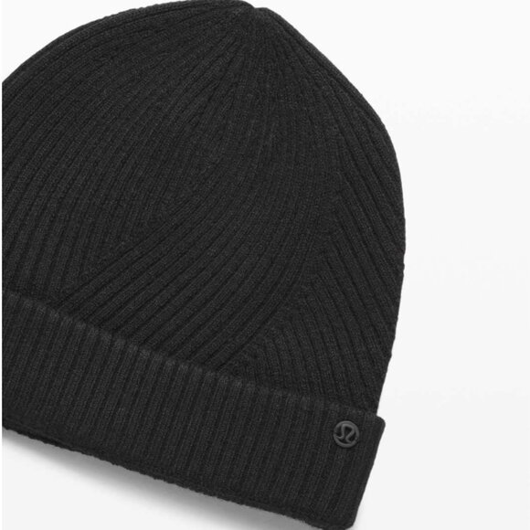 Lululemon Crazy Cozy Beanie Black NWOT Soft Stretch Knit - Picture 2 of 10